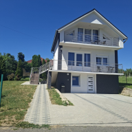 Gyöngyvirág Apartmanház