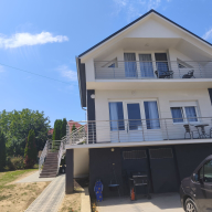 Gyöngyvirág Apartmanház