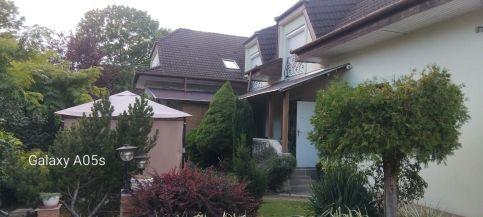 Leander Vendégház6