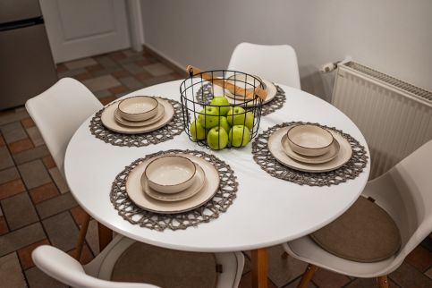 Geri Vintage Home17
