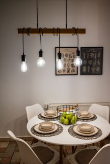 Geri Vintage Home18