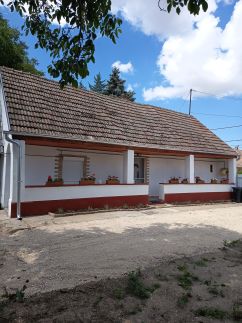Klasszikus Bájos Dégi Pihenő1