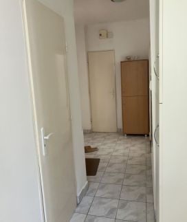 Lőczi Apartman9