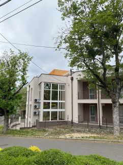 PCT Corner Apartman3