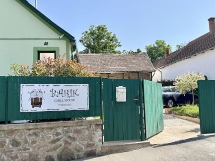Barik Chill House18