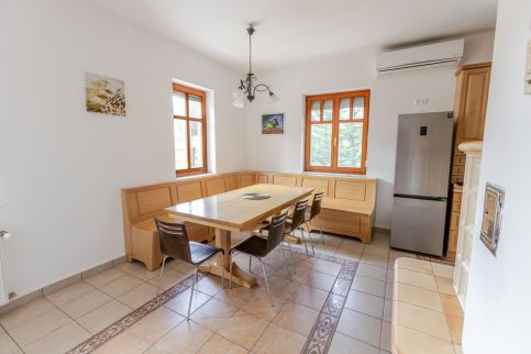 Golden Bridge Deluxe Home14