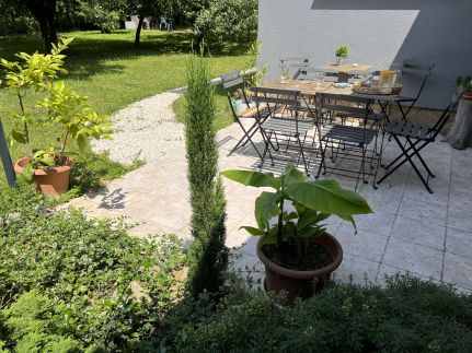 Jázmin Vendégház és Apartman Pogány32