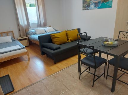 Dédesi Apartmanház5