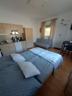 Dédesi Apartmanház7