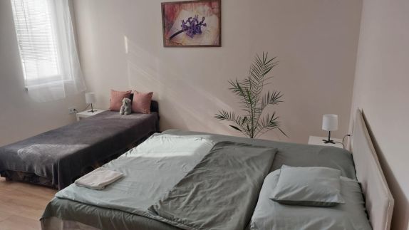 Konstantin Apartman