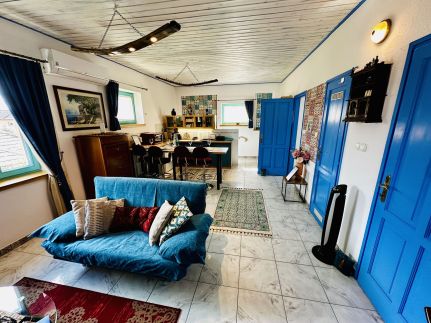 Apartment Happy Days42