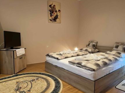 Cristian Apartman III12