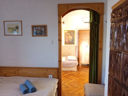 Ház a szikla peremén Tihany12