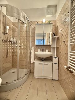 Rita Apartman privát parkolóval31