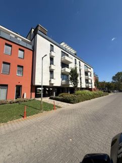 Rita Apartman privát parkolóval25