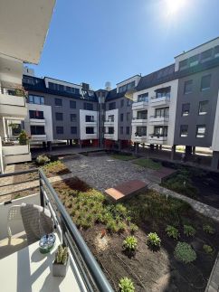 Rita Apartman privát parkolóval8