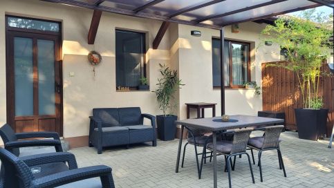 Relev2 Privát Jakuzzis Apartman14