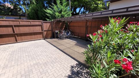 Relev2 Privát Jakuzzis Apartman15