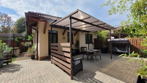 Relev2 Privát Jakuzzis Apartman22