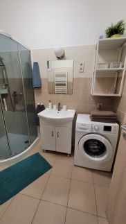 Relev2 Privát Jakuzzis Apartman5