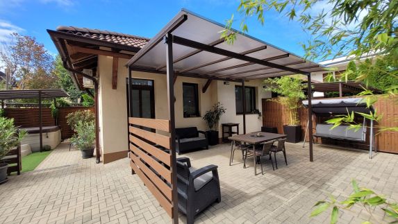 Relev2 Privát Jakuzzis Apartman