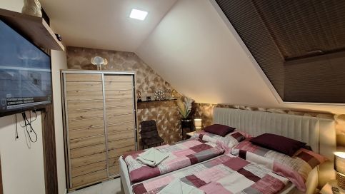 Betti Lux Apartman12