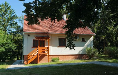 Nagymáté Kiskastély1