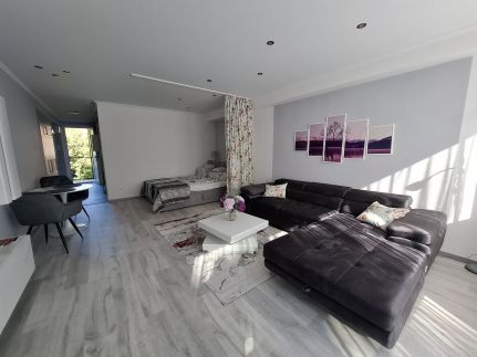 Park Apartman1