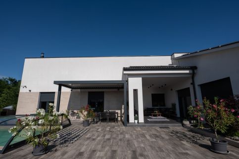 Four Seasons Luxory Vendégház15