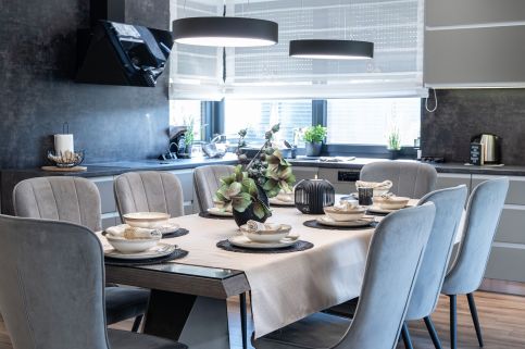 Four Seasons Luxory Vendégház24