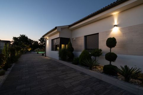 Four Seasons Luxory Vendégház56