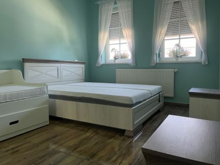 Napsugaras Birtok41