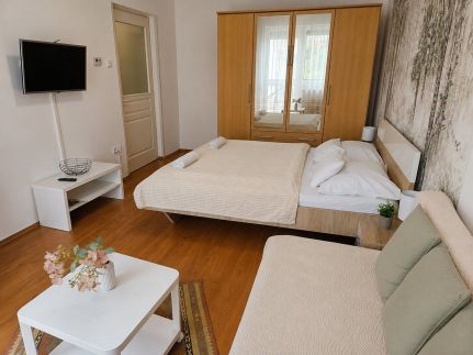 Kinga Kölcsey Apartman5