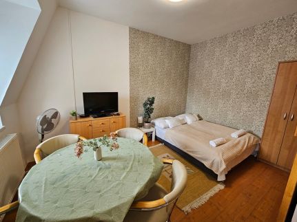 Kinga Kölcsey Apartman7