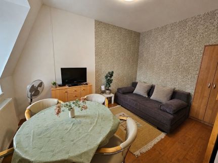 Kinga Kölcsey Apartman8