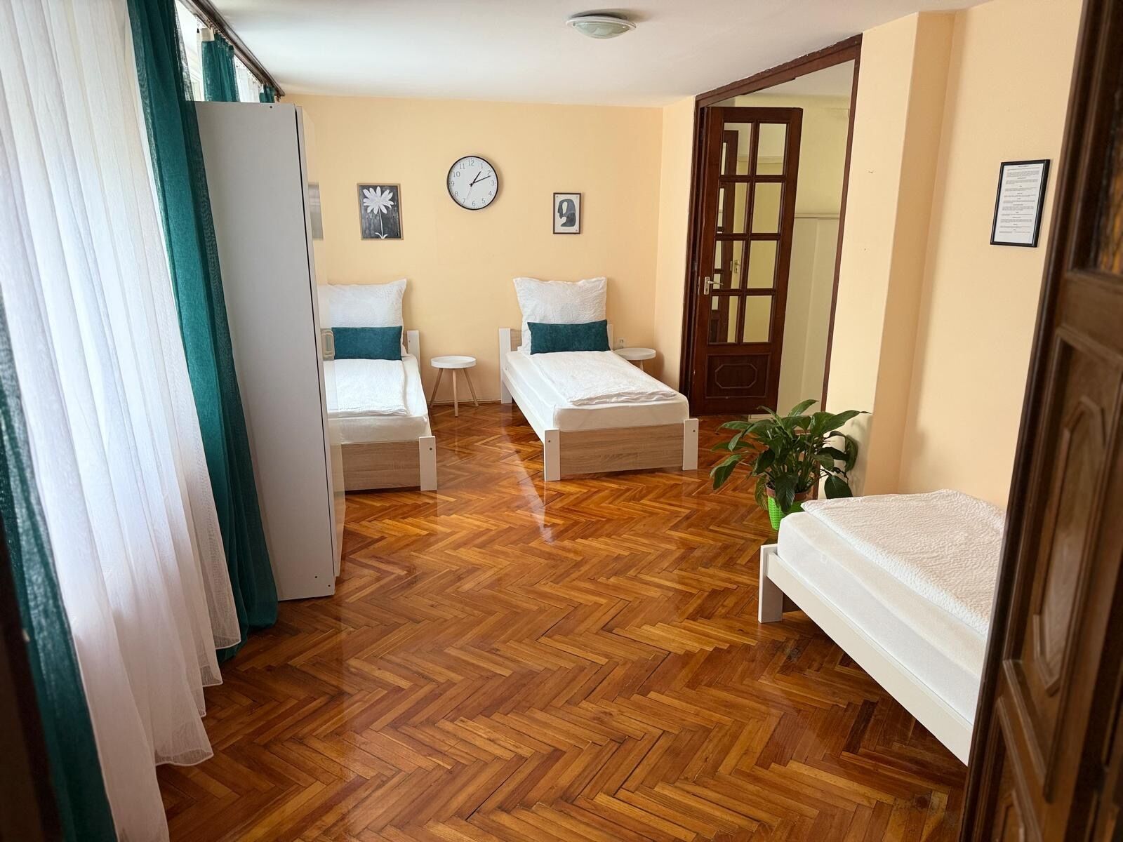 Réz Family Apartmanok – Gyula fotó 3