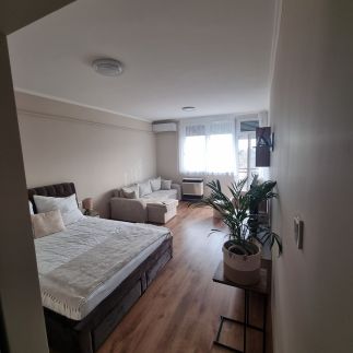 First Flat Apartman