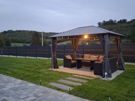 Napsugár Wellness Apartman11