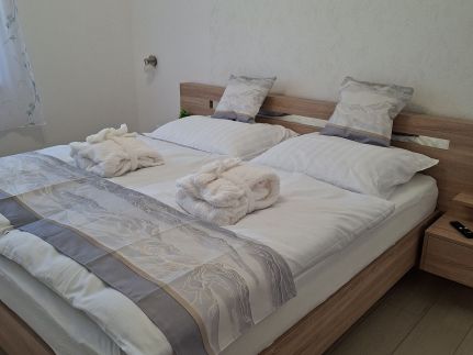 Napsugár Wellness Apartman1