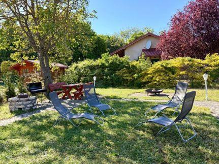 Ablakalúdra Apartmanok46