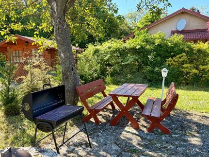 Ablakalúdra Apartmanok48