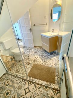 Ablakalúdra Apartmanok12