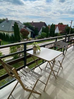 Ablakalúdra Apartmanok13