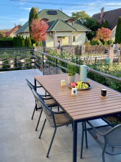 Ablakalúdra Apartmanok2