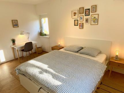 Ablakalúdra Apartmanok8