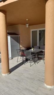 Chill and Relax Apartman8