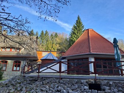 Odvaskő Panzió és Étterem6