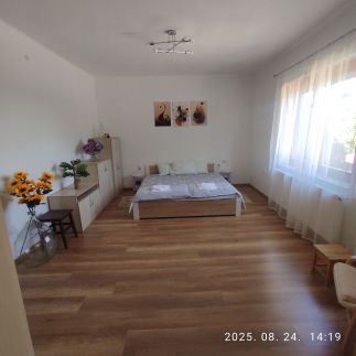 Pihenőház Vendégház24