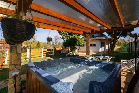 Non Stop Apartman 111