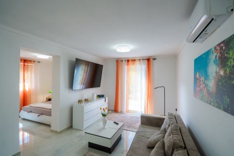 Non Stop Apartman 16